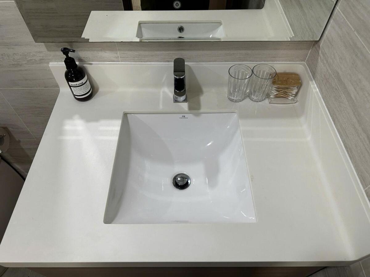 Midtown M7 -2br Balcony, Pool, Wifi, View *